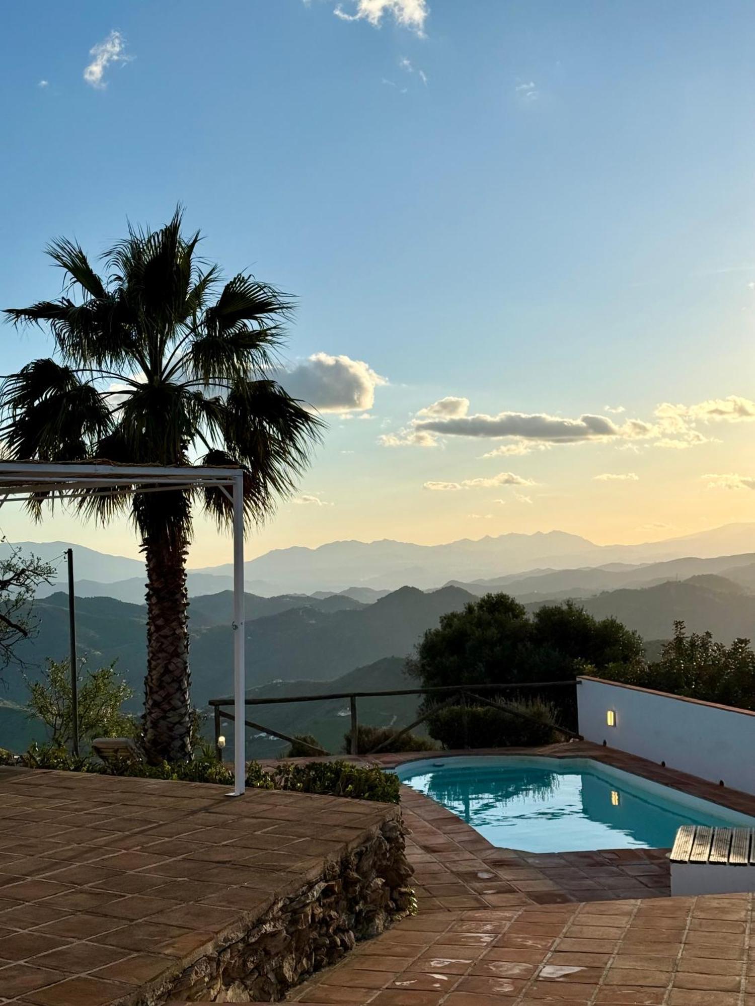 El Cielo, Cortijo En El Corazon De Las Montanas Málaga Exterior foto